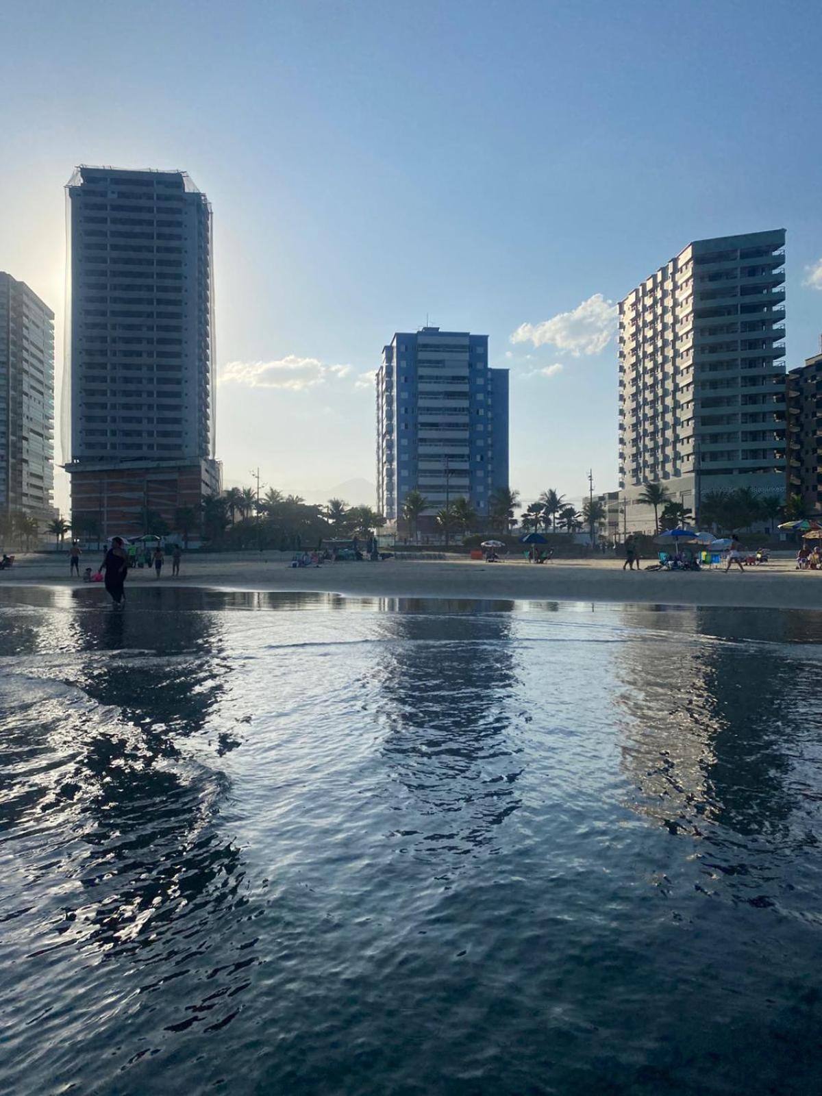 Apto Aconchegante Beira Mar Com Ar No Quarto Solemar Exterior foto